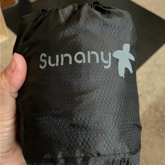 Inflatable Foot Rest - Picture 3 of 6